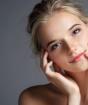 मिनरल वॉटर चेहऱ्याच्या त्वचेसाठी का चांगले आहे आणि ते योग्यरित्या कसे वापरावे