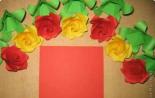 Diagrama de origami modular para montar flores de rosas.