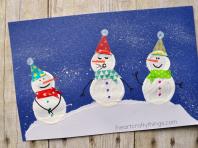 DIY snowman for the New Year from scrap materials Print out a mouth for a snowman made of paper